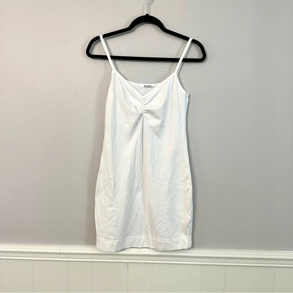 LAMade White Cami Tank Top V-Neck Mini Dress in White NWOT - Picture 4 of 10